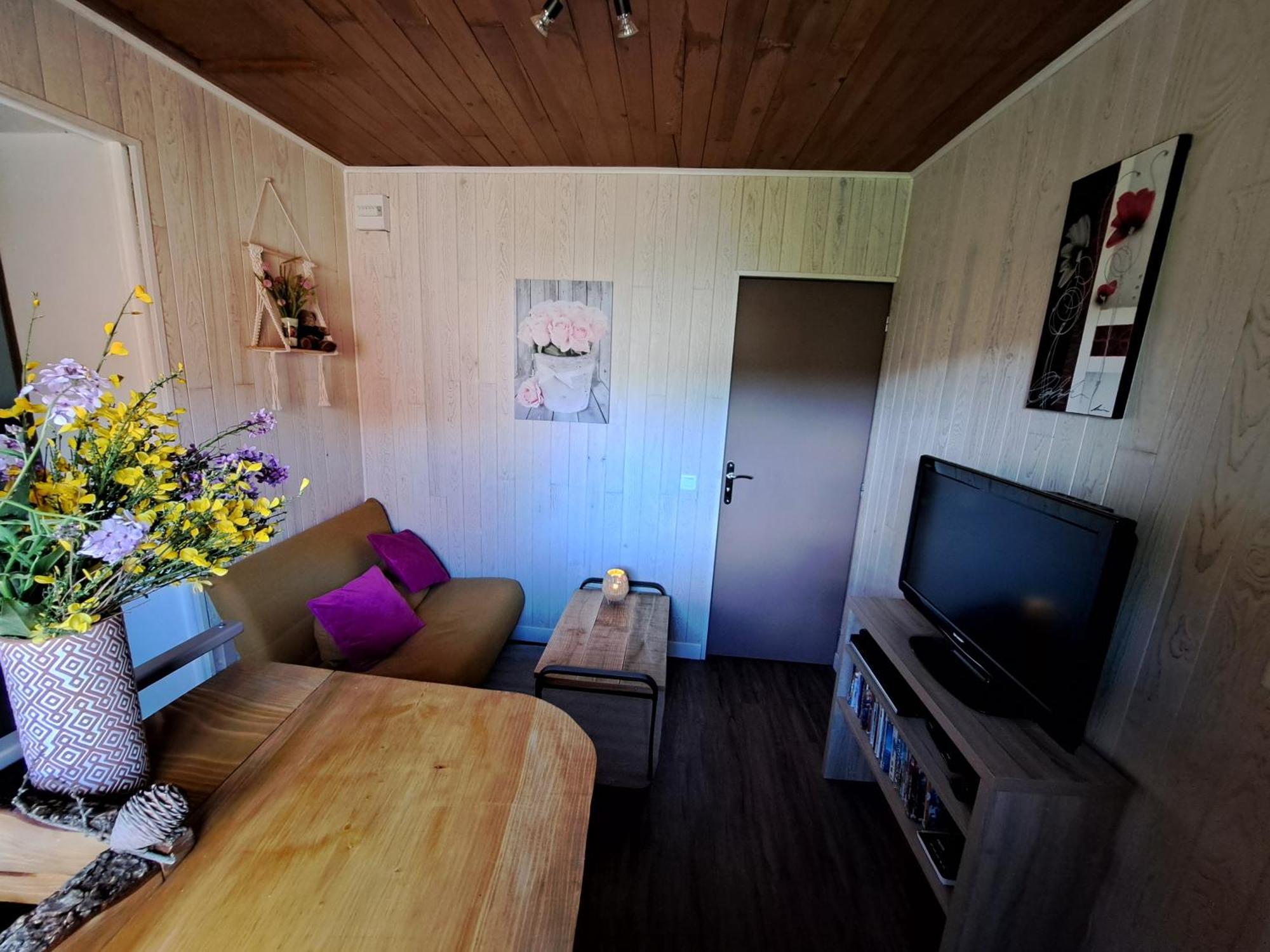 La Bouletiere Bed & Breakfast Dourbies ภายนอก รูปภาพ